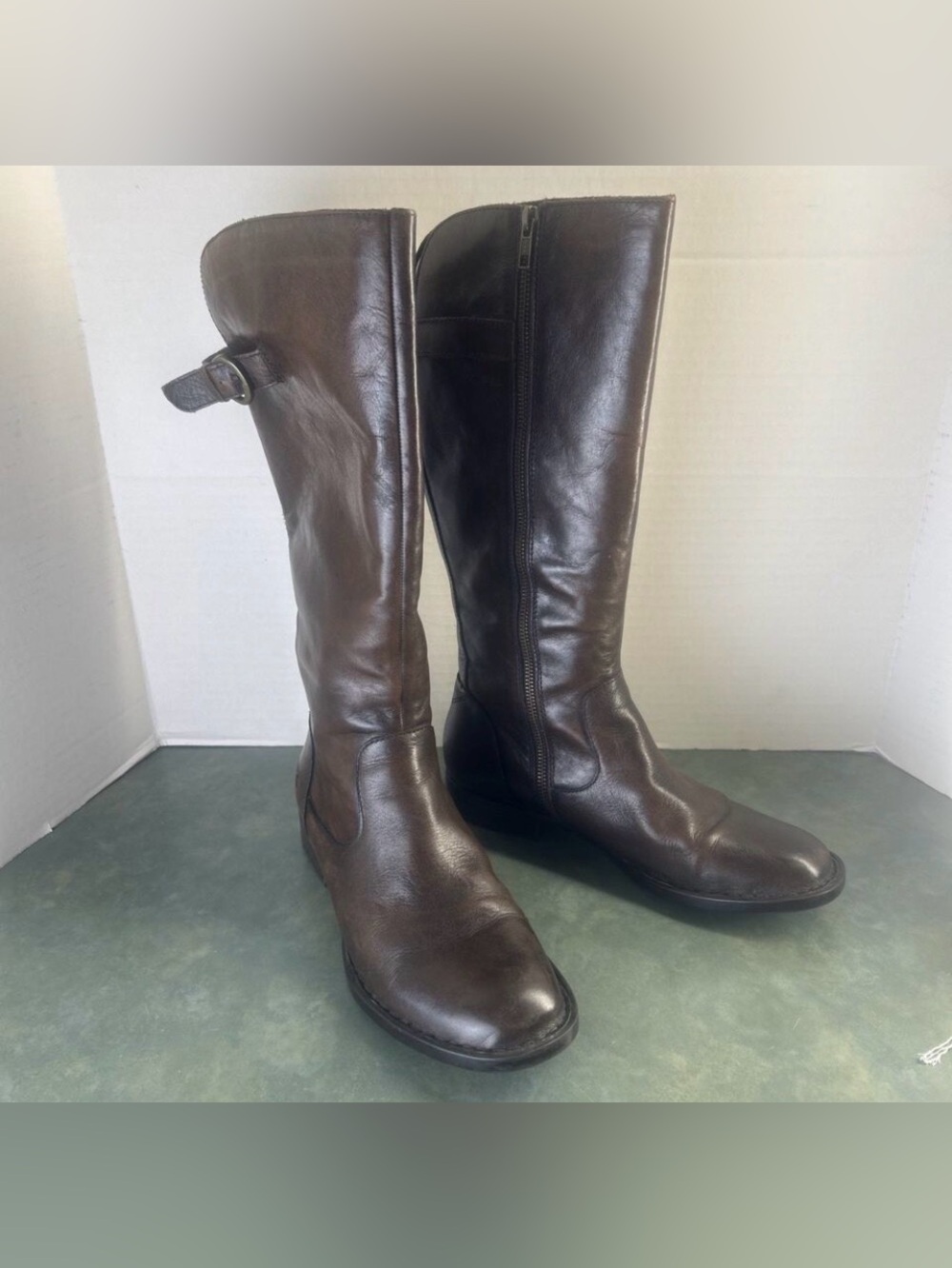 Born Women’s Leather Knee High Boots 9M Brown Side Zip Riding D87116 1 " Plaid